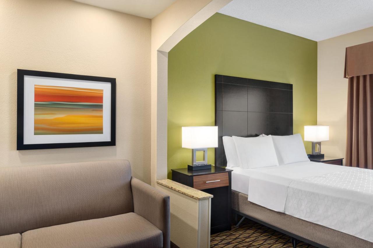 Holiday Inn Express Hotel & Suites Edmond By Ihg Dış mekan fotoğraf