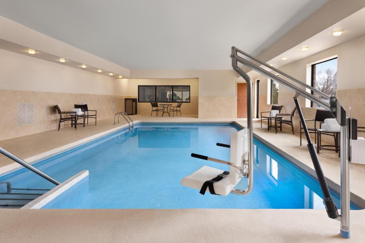 Holiday Inn Express Hotel & Suites Edmond By Ihg Dış mekan fotoğraf