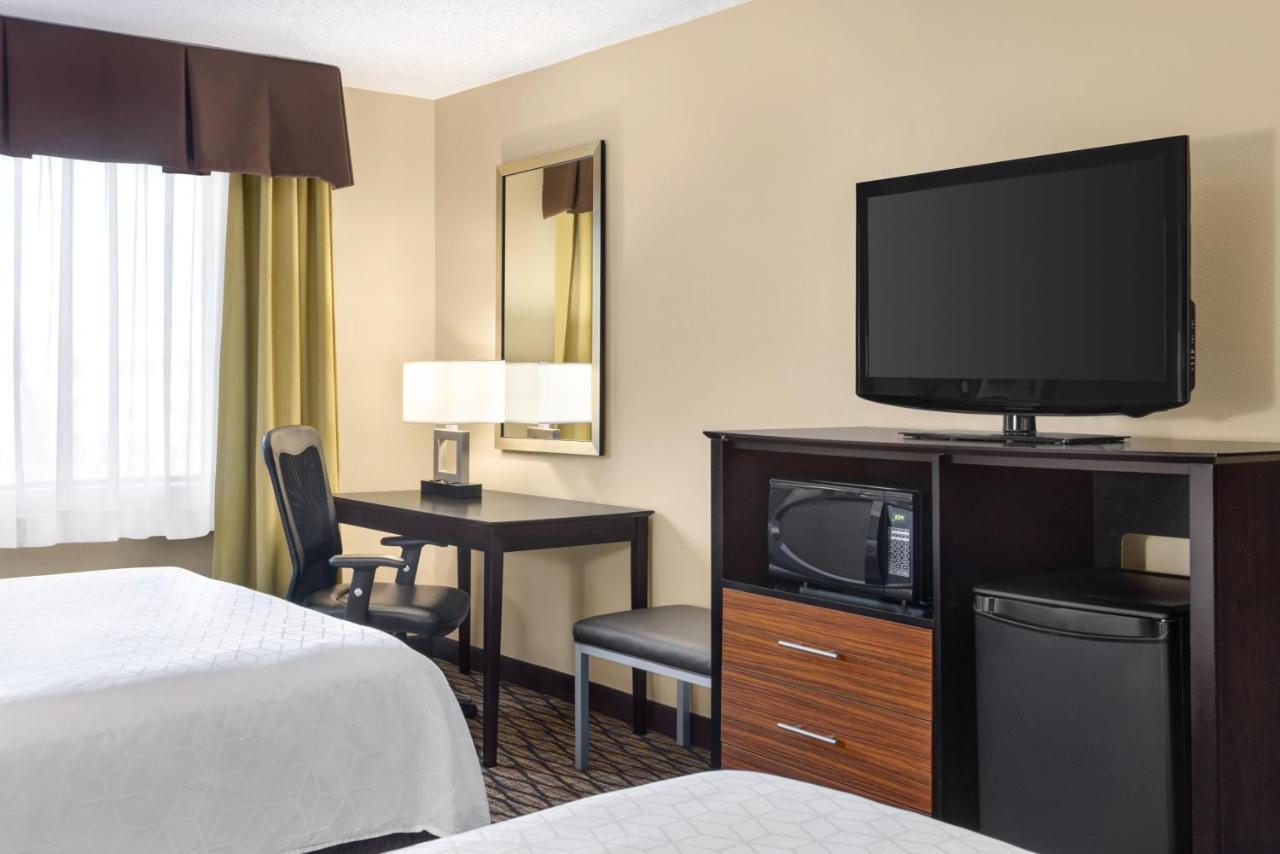 Holiday Inn Express Hotel & Suites Edmond By Ihg Dış mekan fotoğraf